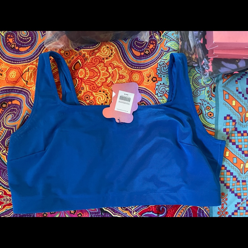 Fabletics/yitty bralette
